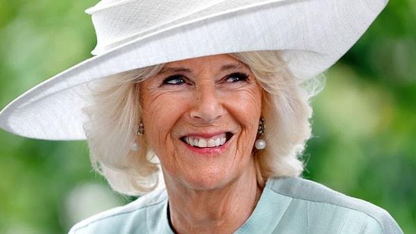 76 yaşındaki Kraliçe Camilla şu anda kralın sağlık soru nedeniyle sarayın görevleriyle ilgilenen en yetkili isim bildiğimiz gibi.