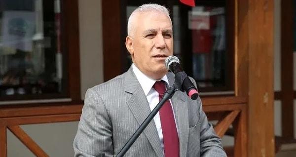 Mustafa Bozbey'in Siyasi Kariyeri
