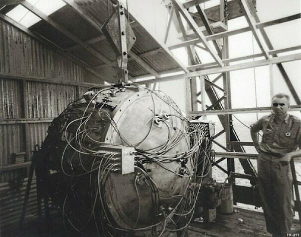 15. İlk atomik bombanın görüntüsü.