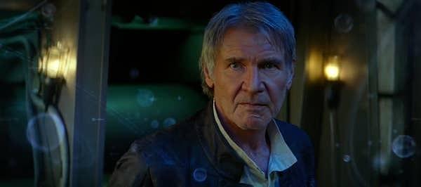5. "Star Wars: The Force Awakens (2015) filmi ilk çıktığında herkes aşırı heyecanlıydı ve filmi beğenmişti."