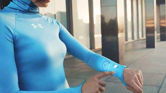 Futuristic Fashion Trends: What We’ll Be Wearing in 2030