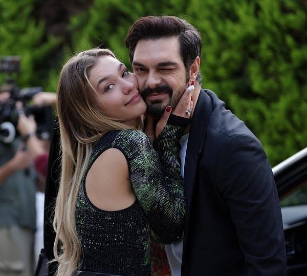 Kirli Sepeti'nde karı-koca rolünü canlandıran Melisa Döngel ve Halil İbrahim Ceyhan ikilisi, dizide entrikalı bir evliliği sahip olan "Aylin" ve "Murat" karakterlerine hayat veriyor.