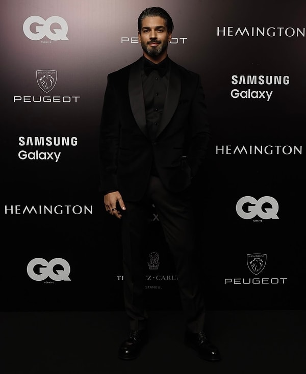 Yılın en prestijli ödül törenlerinden GQ Men Of The Year dün gece ünlü isimlerin katılımıyla gerçekleşti.