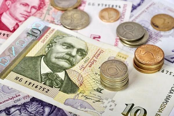 3. Bulgaristan, Avrupa Birliği üyesi olmasına rağmen Euro'yu resmi para birimi olarak kullanmamaktadır.