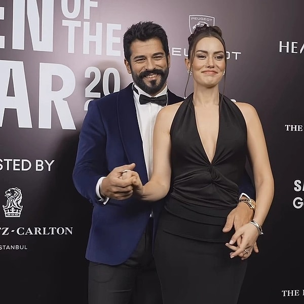 GQ Türkiye 2023 “Men of the Year” ödülleri töreninde ödül alan Burak Özçvit, ödül konuşmasında Gazze'de yaşanan 'katliama' dikkat çekmesi ve eşi Fahriye Evcen'in gururla onu alkışlaması sosyal medyada gündem oldu.