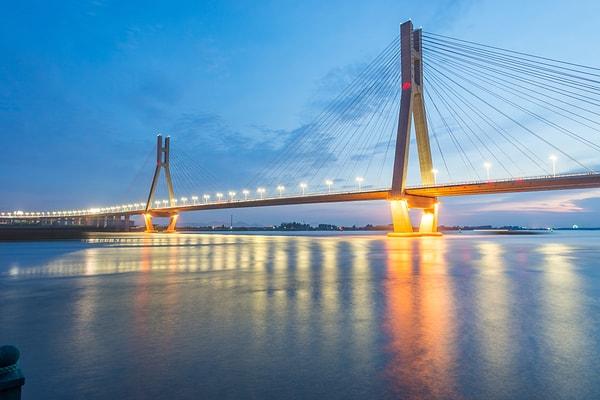 10. Runyang Yangtze Köprüsü