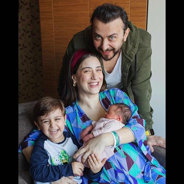 Çiftimiz sağlıkla iki çocuklarını da kucağına aldı biliyorsunuz. 2019 yılında dünyaya gelen Fikret Ali'den sonra, bu yıl Şubat ayında kızı Leyla Süreyya'yı kucağına aldı.