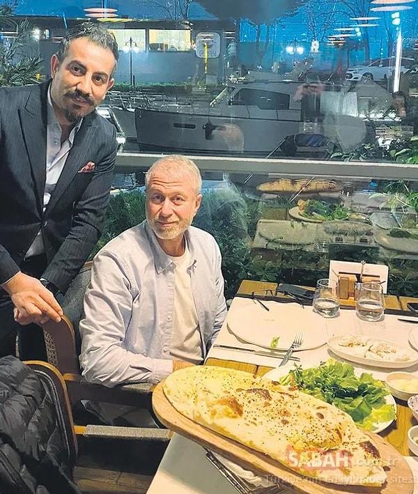 Dünyanın en zengin insanları arasında yer alan Roman Abramoviç'in serveti 12,5 milyar dolar seviyesinde olurken, Anadolu Hisarı'nda bir restoranda yediği akşam yemeği de yemekten ziyade bahşişle gündem oldu.