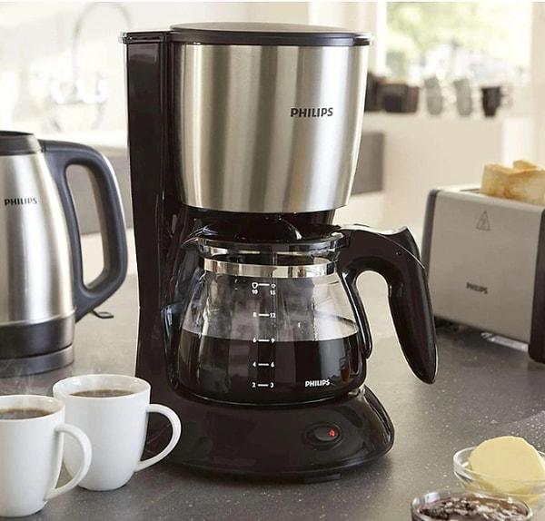 9. Philips Daily Collection Kahve Makinesi ile güzel bir kahve içmek için soğuk günlerde kafeye gitme ihtiyacınız kalmayacak.