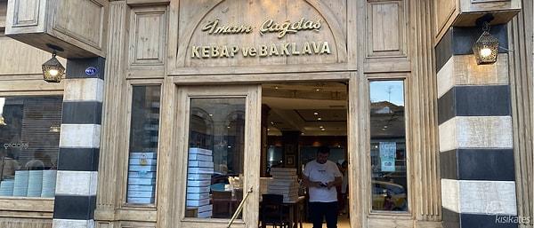 Gaziantep'in önde gelen lezzet duraklarından İmam Çağdaş Kebap ve Baklava Salonu, Taste Atlas listesine 28. sıradan giriş. yaparak en iyi Türk restoranı ünvanının sahibi oldu.