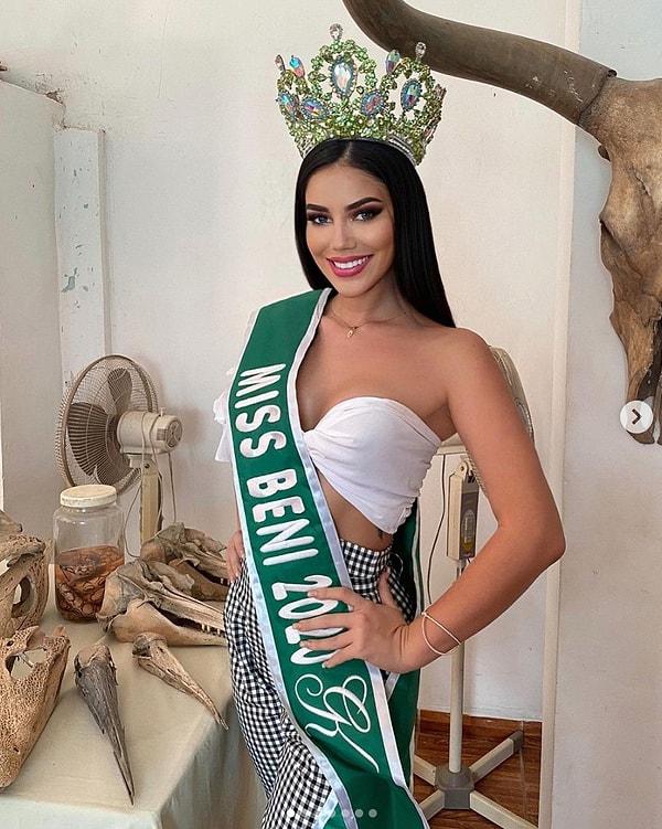 Miss Bolivya Mundo 2020 ve Miss Charm Bolivya 2023 seçilen 22 yaşındaki Alondra Mercado Campos, evinde silah ve mühimmat bulundurması nedeniyle tutukladı.