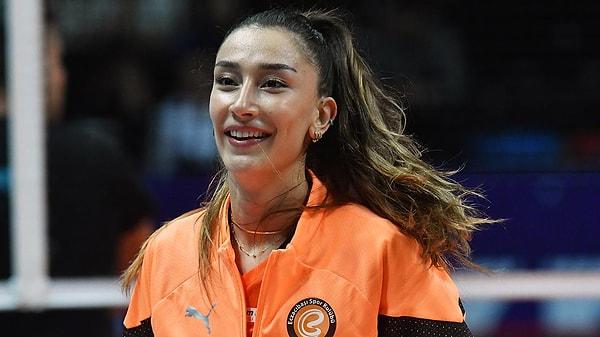 Kadın voleybolunun yıldızlarından Hande Baladın'ın hayatı belgesel oldu. Nisan ayı içerisinde Red Bull TV’de yayınlanacak olan yapım, 26 yaşındaki sporcunun kariyerindeki dönüm noktaları, oyuncunun öne çıkan özellikleri ve günlük rutinlerine değiniyor.