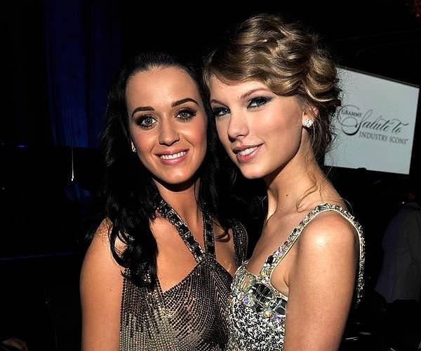 12. Ayrıca Rolling Stone'da verdiği bir röportajla Katy Perry'i suçlamıştı.