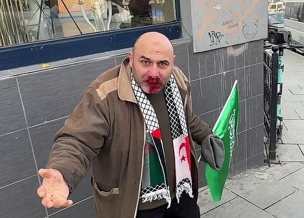İstanbul Galata Köprüsü’nde düzenlenen Filistin'e destek yürüyüşünden elinde Kelime-i Tevhid bayrağıyla dönen İsmail Aydemir'e bir kişi "Siz Arap sevicisiniz" diyerek yumruk atmıştı.