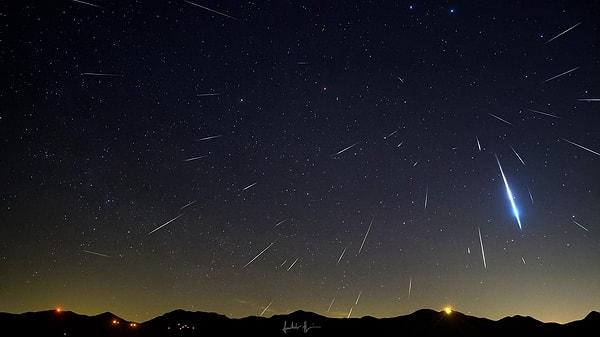 Meteor yağmurunun adı, artık kullanılmayan Quadrans Muralis takımyıldızından türemiştir.