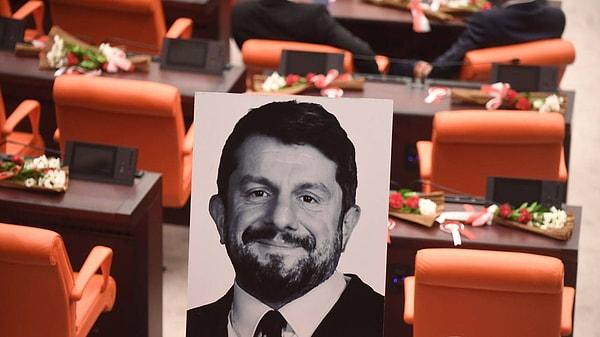 Gezi Davası sürecinde 18 yıl hapis cezasına çarptırılan TİP Milletvekili Can Atalay hakkında AYM ikinci kez hak ihlali kararı vermesi sonrası İstanbul 13. Ağır Ceza Mahkemesi kararı Yargıtay'a gönderme kararı almıştı.