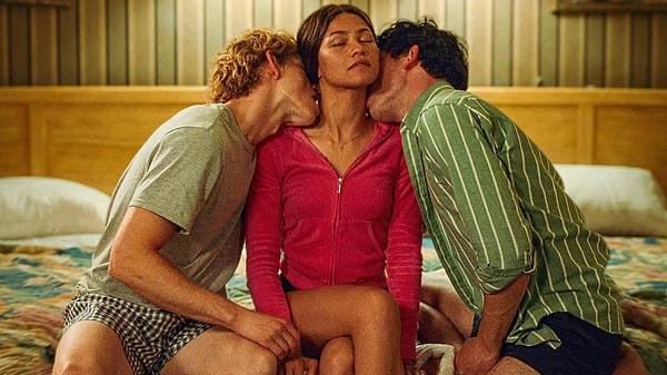 Luca Guadagnino'nın yönetmenliğini yaptığı "Challengers" filmi 26 Nisan 2024'te gösterime girecek. Romantik, spor ve komedi türündeki filmin başrollerinde ise Zendaya'nın yanı sıra Josh O'Connor ve Mile Faist rol alıyor.