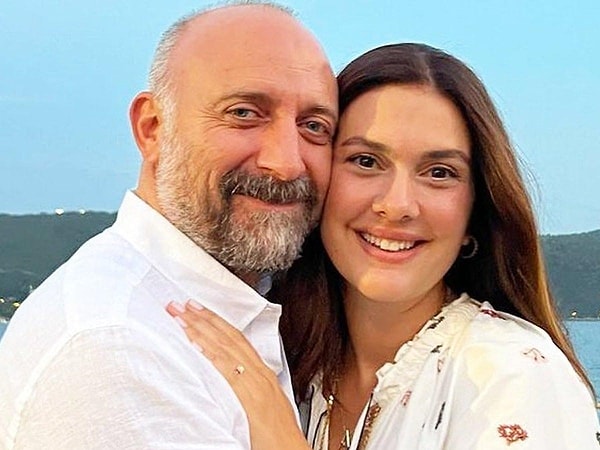 Halit Ergenç ile mutlu bir evliliğe sahip olan Bergüzar Korel, çocuklarını büyütmek için epey bi süre ekranlardan uzak kalmıştı.