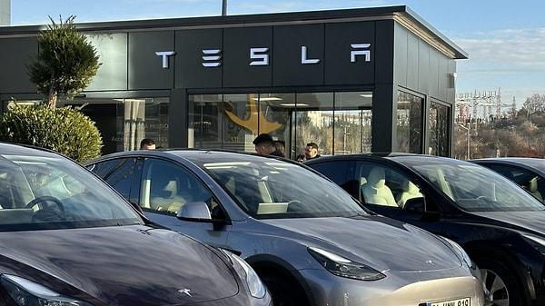 Dünyaca ünlü elektrikli otomobil üreticisi Tesla, Türkiye'deki ilk fiziksel mağazasını nihayet açtı.