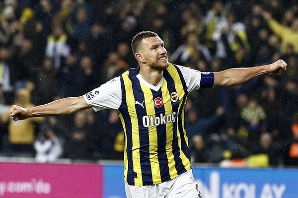 Fenerbahçe kendi evinde Konyaspor ile karşılaştığı maçı 7-1'lik büyük üstünlükle kazandı.