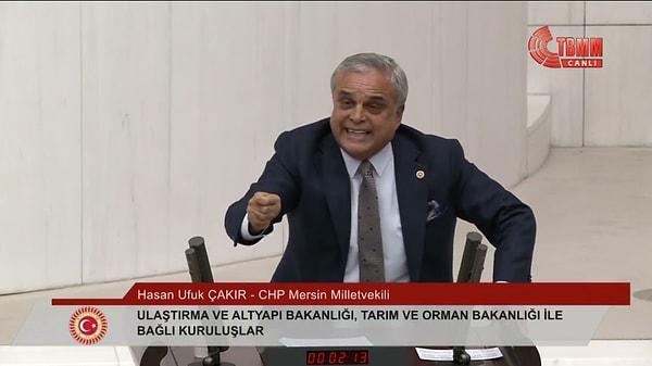 T24’te yer alan habere göre; CHP Mersin Milletvekili Hasan Ufuk Çakır kendisi gibi Mersin Milletvekili olan CHP Grup Başkanvekili Ali Mahir Başarır'a "Yeter ulan!" diye bağırdı.