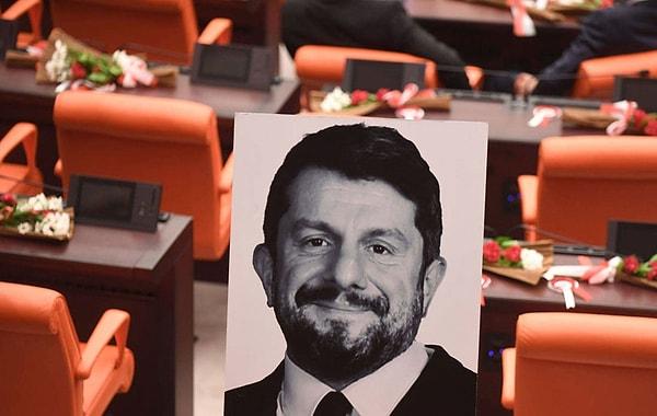 Anayasa Mahkemesi'nin Gezi Parkı davasından yargılanan TİP Milletvekili Can Atalay'la ilgili ikinci kez hak ihlali kararı vermesi ve Yargıtay'ın kararı tanımaması sonrası yaşanan kriz derinleşiyor.