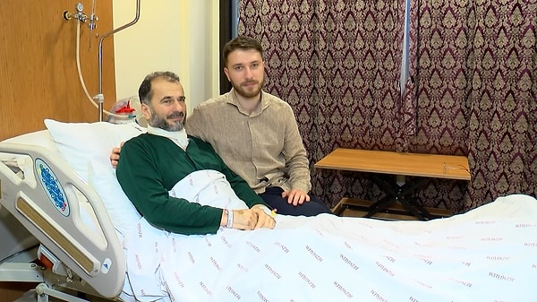 İmam Galip Usta olay anına ilişkin ise şunları anlattı: "Saldırganla benim hiçbir alakam yok. Ben imam odasında ders yaparken aniden girdi içeri. Direkt üstüme saldırdı, bıçağı çekti. Olay o şekilde devam etti."