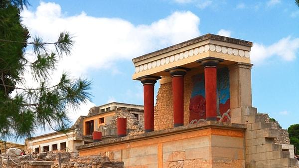 18. Knossos Sarayı