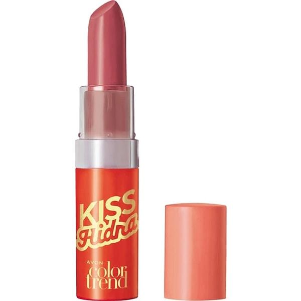 8. Avon Color Trend Kiss Creamy Ruj