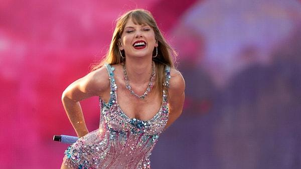 Grammy Ödüllü söz yazarı ve şarkıcı Taylor Swift’in "Pentagon projesi" olduğu öne sürüldü.