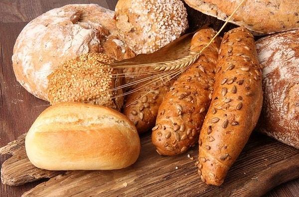 2023 yılında çoğunlukla 5 TL'den satılan 200 gramlık ekmek fiyatları, 2024 yılına girmeden güncellenmişti.