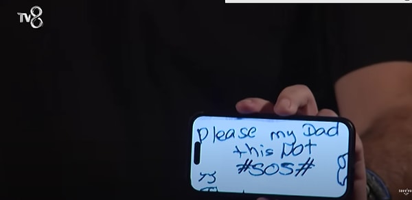 Seda'nın yazdığı mesajı yarışmacılara gösteren Ilıcalı, Seda'nın bir yardım çağrısı olarak kabul edilen "SOS" yazdığının ayrıca altını çizerek sebebini sordu.