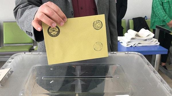 31 Mart'ta yapılacak belediye seçimleri öncesi özellikle İstanbul ve Ankara için AK Parti ile Yeniden Refah arasındaki görüşmeler ise devam ediyor.