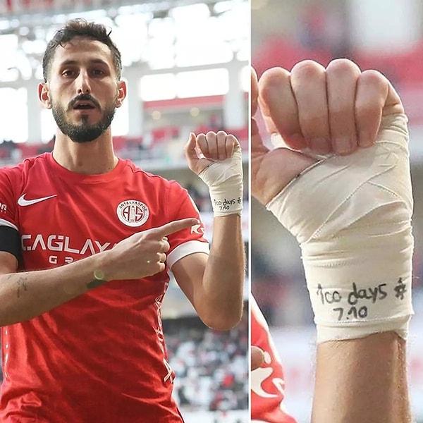 Antalyaspor-Trabzonspor karşılaşmasında ev sahibi ekibin İsrailli futbolcusu Sagiv Jehezkel'in kameralara gösterdiği Davut yıldızı ve 7 Ekim tarihini işaret eden mesajı çok konuşulmuştu.