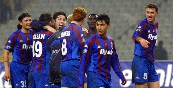 Üçüncü maçımız ise yine İstanbul'da ve yine bir Trabzonspor galibiyeti. 2003-2004 sezonunda Ali Sami Yen'deki tadilattan dolayı maçlarını Olimpiyat Stadı'nda oynayan Galatasaray, Aralık ayında bu statta Trabzonspor'u ağırladı.