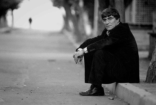 Agos Gazetesi Genel Yayın Yönetmeni Hrant Dink, 17 yıl önce gazete binası önünde uğradığı silahlı saldırı sonucu hayatını kaybetti!