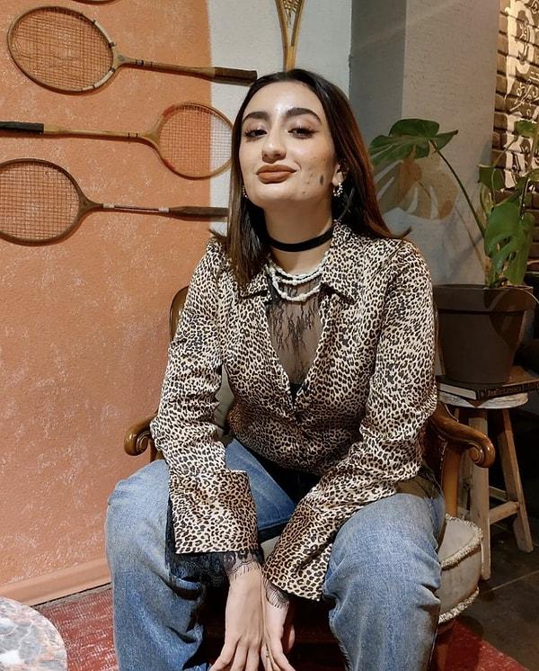 Zehra Begüm Telkıran, Instagram ve TikTok üzerinden yaptığı makyaj ve kombin videolarıyla ön plana çıkan bir isim.