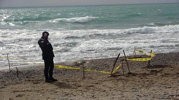 Öte yandan geçen çarşamba günü Antalya'nın Alanya ve Manavgat sahillerinde bir çocuk ve bir yetişkin cesedinin bulunmasının ardından dün de Manavgat'ta 2, Serik'te 1 ceset bulundu.