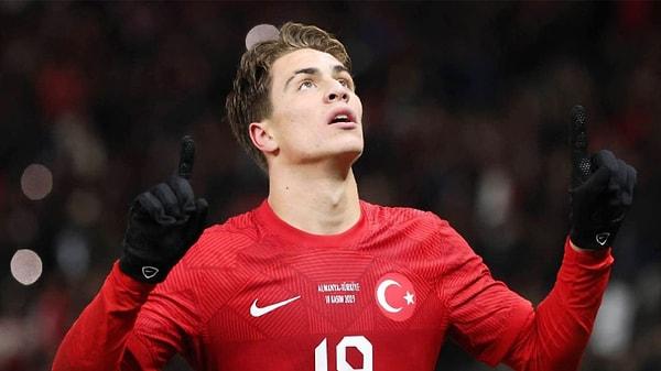 Türkiye U17 ve U21 milli takımlarında forma giydikten sonra 2023’ün ekim ayında Türkiye A Milli Takımı'na çağrıldı.