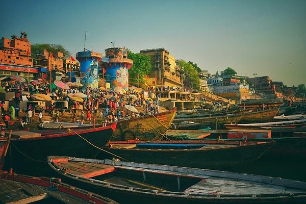 3. Varanasi şehri dünyanın sürekli bir şekilde yaşanılan en eski şehridir.