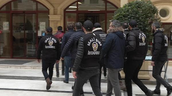 İstanbul Büyükçekmece Cumhuriyet Başsavcılığı tarafından Büyükçekmece Belediyesi'ne yönelik yapılan operasyonda gözaltına alınan 21 kişiden 8'i tutuklandı.