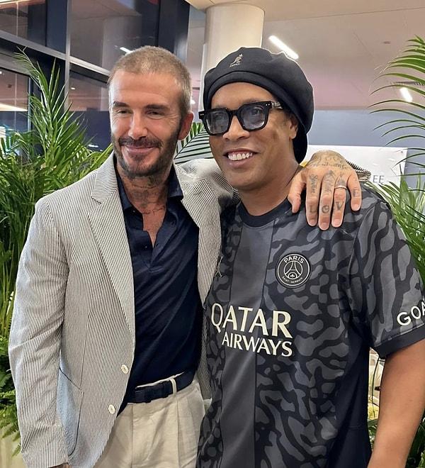 Messi ve David Beckham gibi yıldız futbolcularla aynı takımlarda oynayan Ronaldinho röportajlarında bile bu futbolculara olan hayranlığını belirten bir isim.