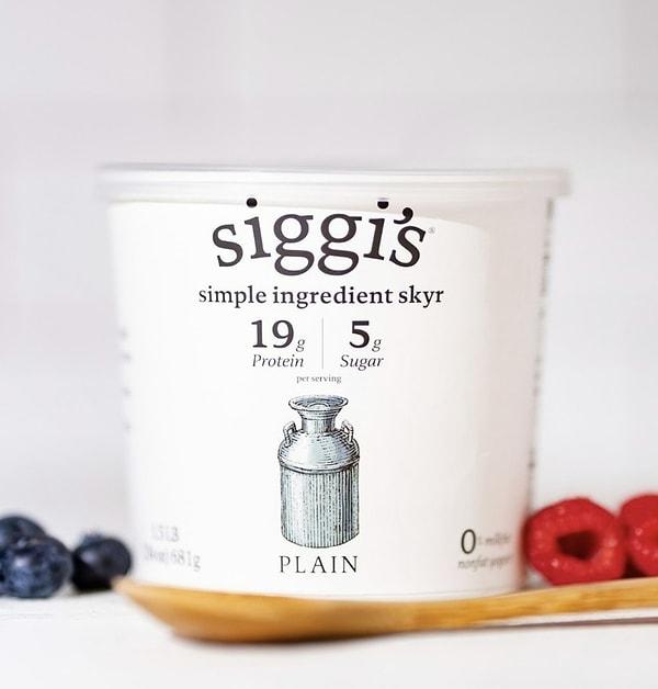 İşte geleneksel İzlanda yoğurtları üreten ve ABD'de yer alan Siggi's adlı şirket de bu konuda farkındalık yaratmak için bir kampanya başlattı. Yoğurt şirketi, hiç telefon kullanmadan 1 ay geçirebilecek kişilere tam tamına 10 bin dolar para hediyesi vereceğini duyurdu. Bu para günümüzde yaklaşık 300 bin TL'ye denk geliyor.