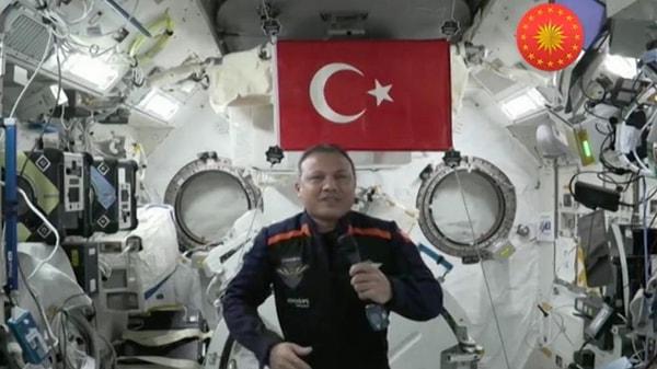 Alper Gezeravcı'nın Uluslararası Uzay İstasyonu'ndan ayrılması, Türkiye saati ile 17:50'de gerçekleşecek.