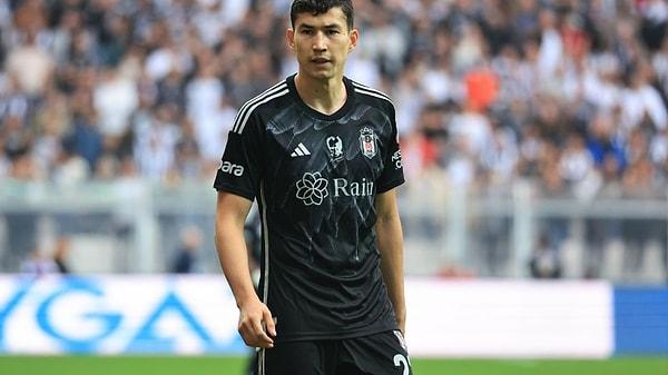 25 yaşındaki stoper, siyah-beyazlı formayla şu ana kadar bir gol sevinci yaşadı. Ligde oynanan son Adana Demirspor maçında da kendisine ilk 11'de yer bulan Bahtiyar, iyi bir performans ortaya koydu.