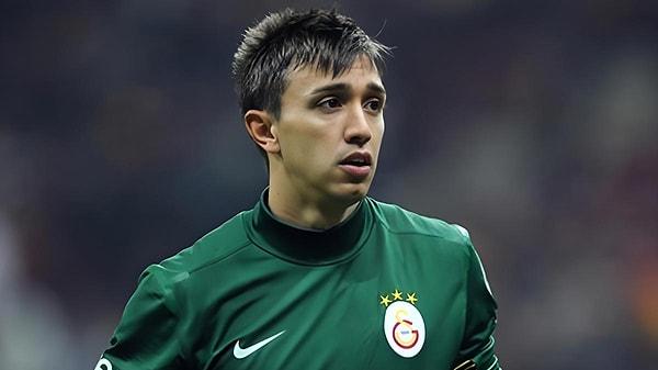 2011 yazında Galatasaray ile anlaşan Uruguaylı eldiven, İstanbul'da geçirdiği 13 yılda Türkiye'de de büyük değişimlere tanıklık etti.