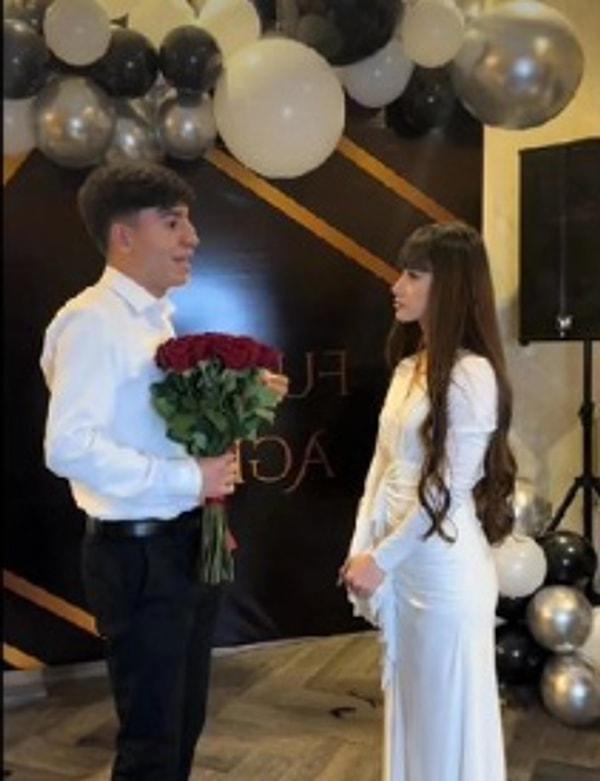 Furkan, geçtiğimiz günlerde Nia'ya da evlenme teklifi etmişti. Hatta ikili düğünü Iğdır'da mı yoksa Azerbaycan'da mı yapacaklarını canlı yayınları üzerinden tartışıyordu.