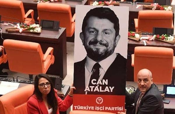 AK Parti Grup Başkanvekili Leyla Şahin Usta, Can Atalay kararının bu hafta TBMM'de okutulmasını planladıklarını açıkladı. Usta, "Can Atalay kararı bugün veya bu hafta Meclis'te okunarak milletvekilliği düşecek" dedi.