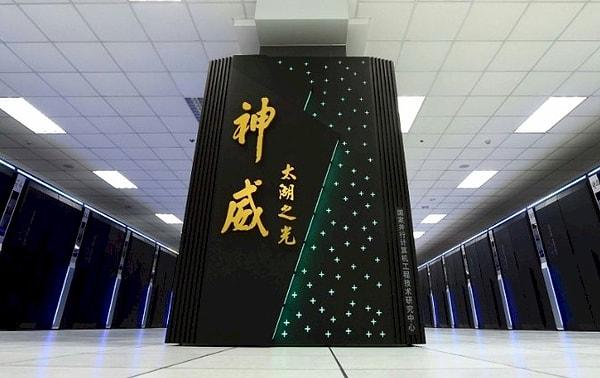 Çin daha önce de yerli donanım ve yazılım içeren süper bilgisayarlar geliştirmiş olsa da bu tamamen yerli üretim süper bilgisayar, ülkenin teknoloji sektörü için önemli bir gelişme.