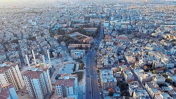 Listede 936 bin 351 kişilik nüfusuyla Gaziantep'in Şahinbey ilçesi 4. sırada.